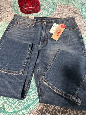 Men's Levi's 541 Athletic Fit 2% Stretch Blue Jeans w/ a Subtle Fade NWT W34/L32